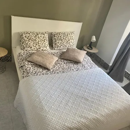 Apartment Cozy House *
